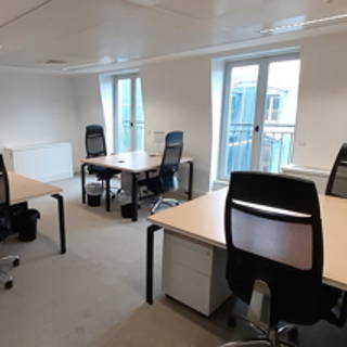 Bureau privé 27 m² 6 postes Coworking Rue Scribe Paris 75009 - photo 1